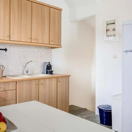 Ballos For 6 In Exomvourgo *