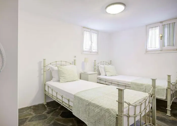 Casa vacanze Ballos For 6 In Exomvourgo