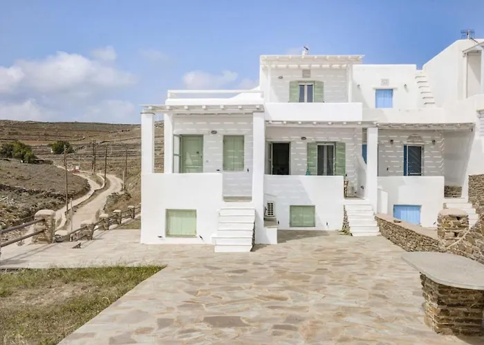 Ballos For 6 In Exomvourgo Casa vacanze *