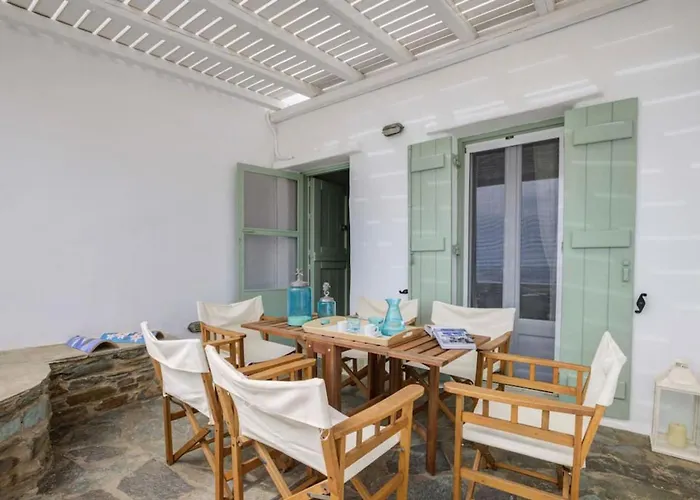 Ballos For 6 In Exomvourgo Casa vacanze *